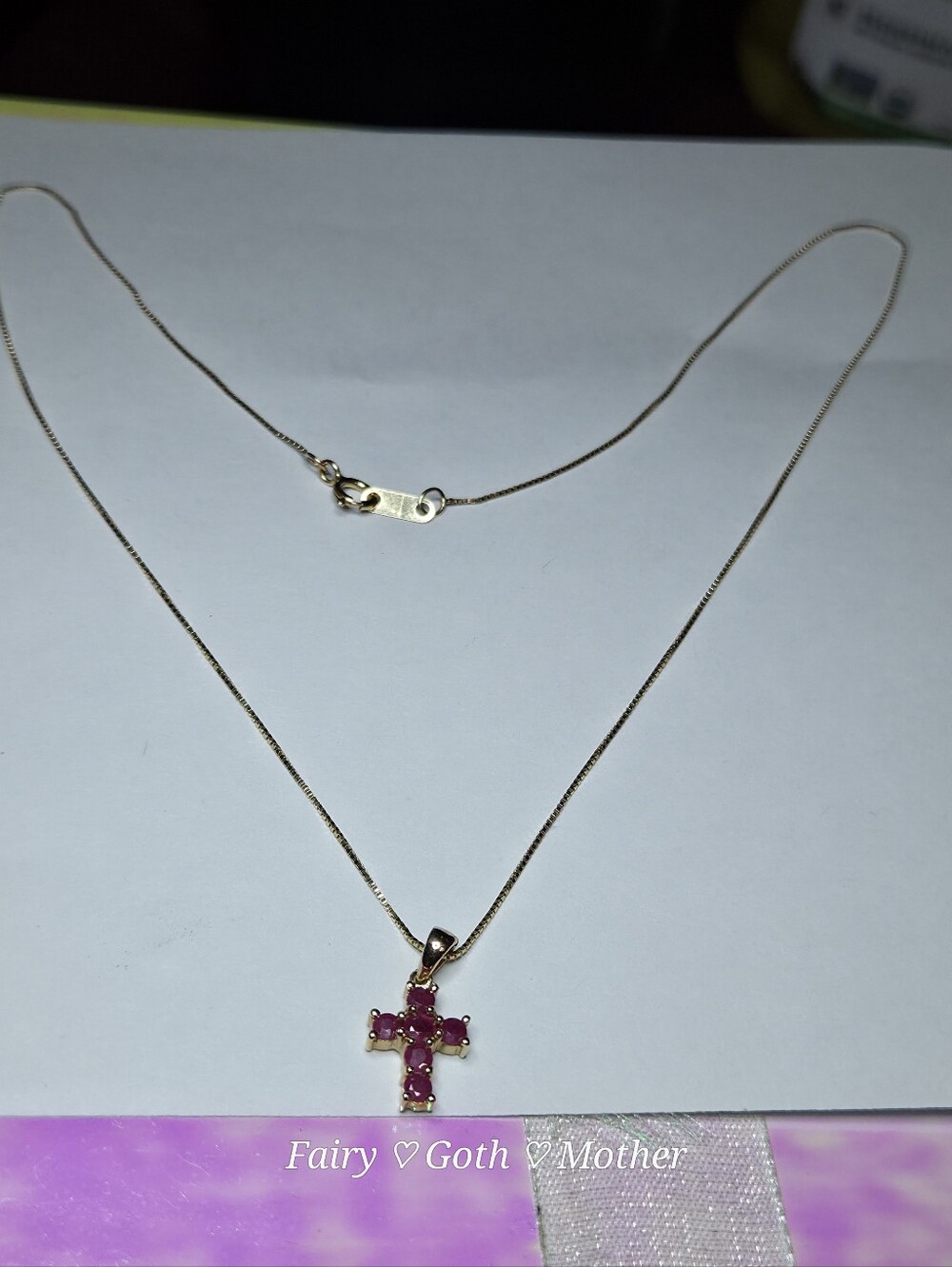 Beautiful Vintage Solid 14k Gold & Genuine Ruby Cross Necklace - Picture 7 of 15